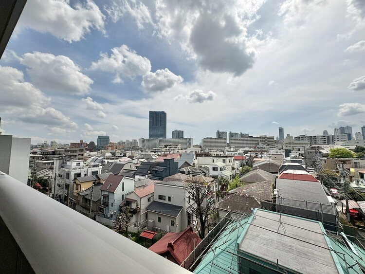 その他 眺望や窓からの景色が良いと、家で過ごす時間も快適です。