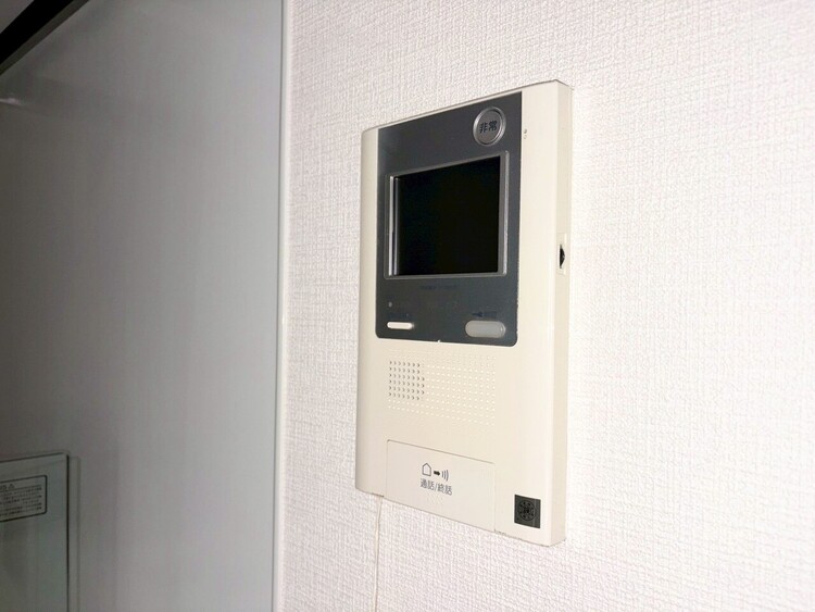 その他 誰が来てもわかる様にモニター付きインターホンを設置。