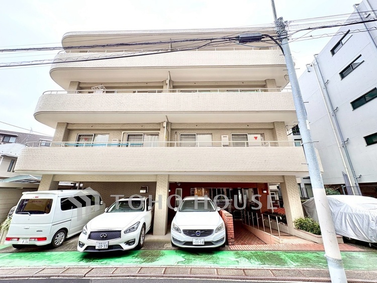 外観 【外観】堂々としたフォルムが印象的な外観。帰宅するたびに安心感を与えてくれるマンションです。