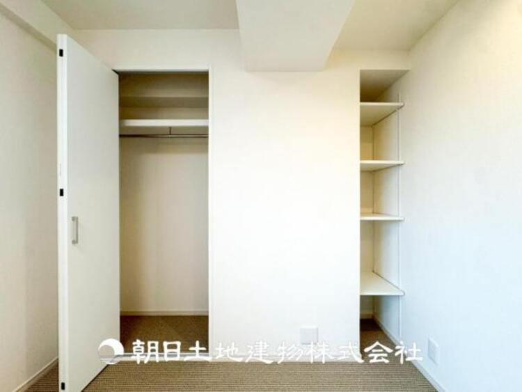 収納 【収納】部屋ごとに設けた収納は住みやすさへのこだわりがあります。シンプルで使いやすい収納スペース。