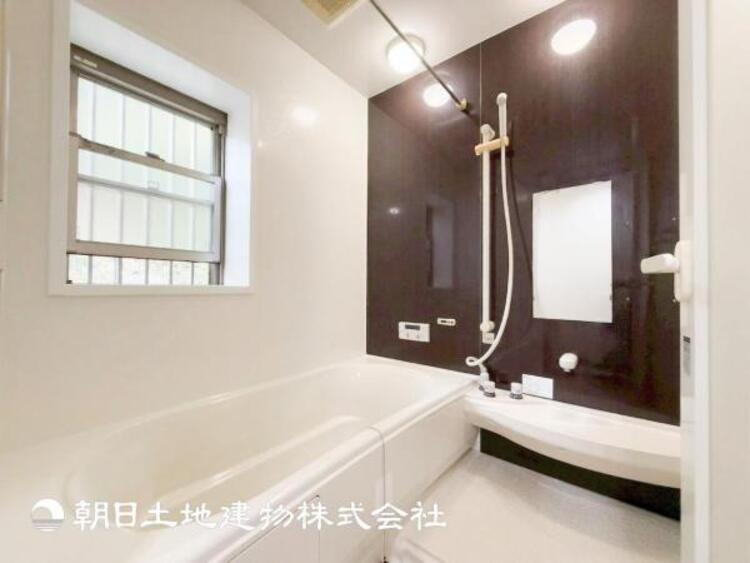 風呂 本画像は入居者様の家具をCGで消した画像であり、現況と異なる可能性がございます。
