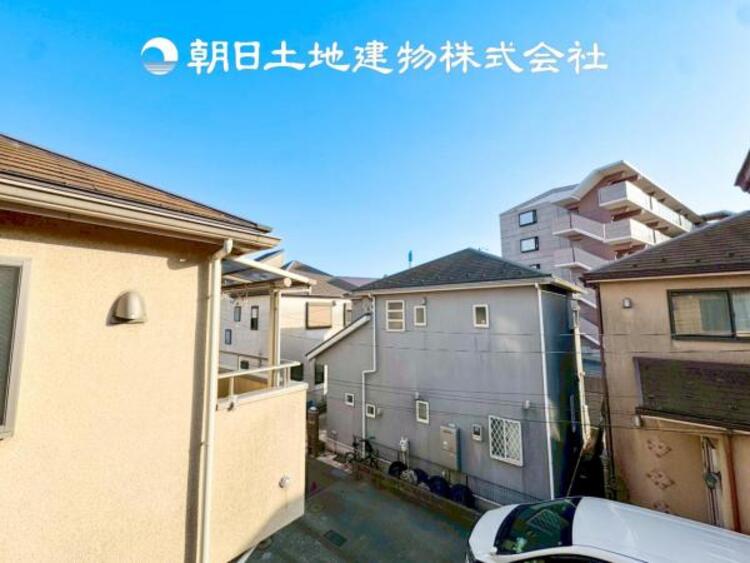その他 【眺望】温かい太陽を感じる事ができるのは、目の前に遮るものが無いから。彼方に広がる風景が絵画のように広がります。
