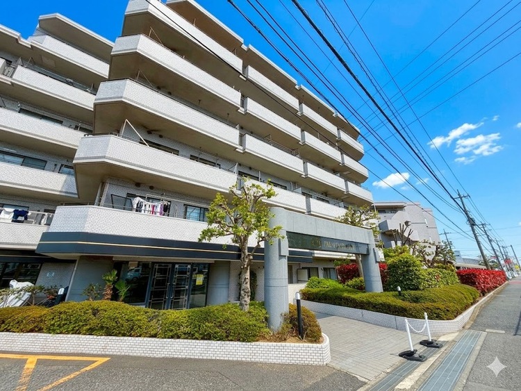 外観 資料には掲載していない情報が、現地にはたくさんあります。是非一度、現地をご確認ください。