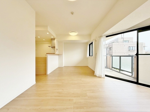 ベルドゥムール新越谷温泉の物件画像