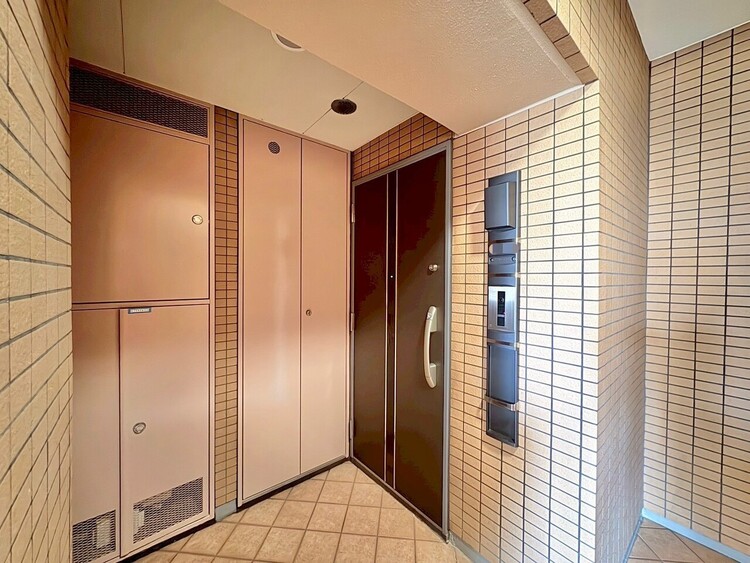 玄関 玄関を開ければ、そこは安らぎのご自宅。