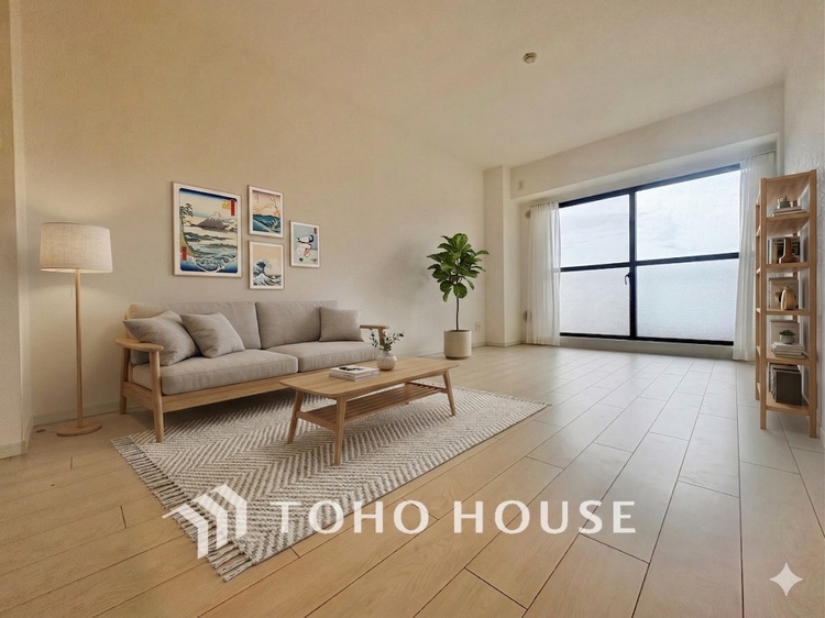 内装 ＊配置してある家具や小物はCGによるイメージ画像です。居心地のいい暮らしには欠かせない眩い採光。ゆったりとした幅の窓からこの空間に降り注ぐ採光が絶えない。