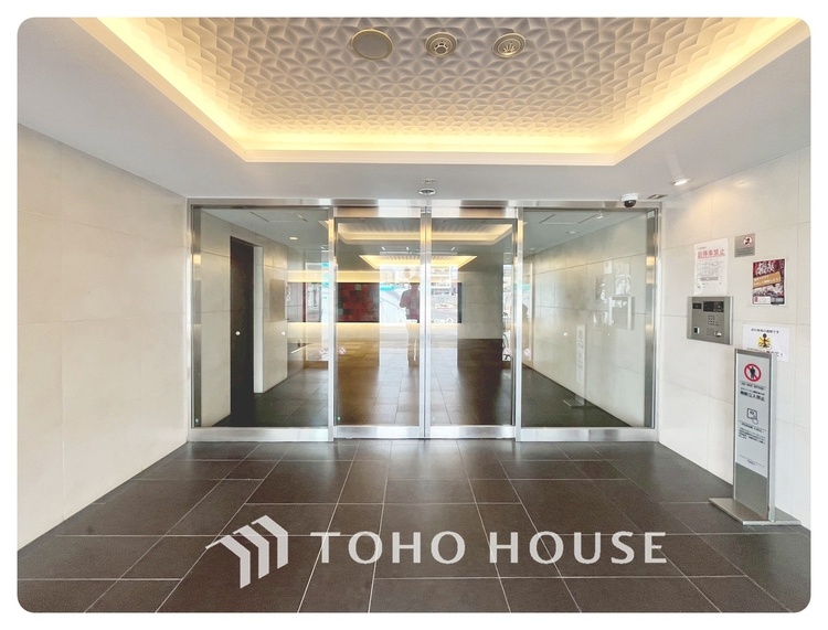 その他 【ENTRANCE】◆そびえ立つ◆我が家のシンボル。遠くの空が赤く染まる夕べが待ち遠しい。