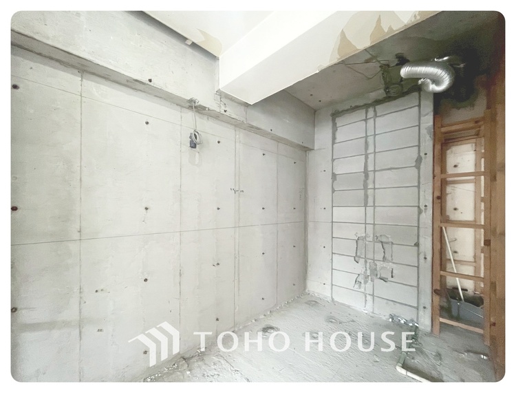 キッチン 現在改装中◆家族のおはよう◆の声を笑顔で迎えてあげられるシステムキッチン。朝ごはんが楽しみでちょっと早起きしたくなるんです。