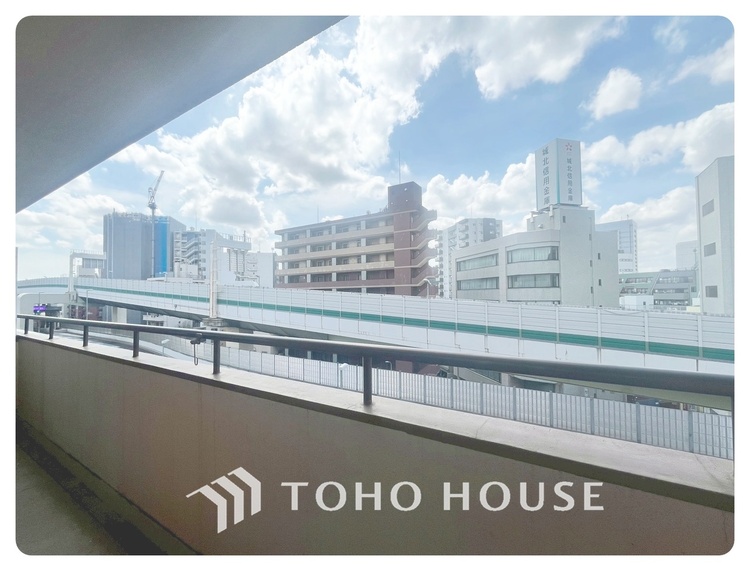 バルコニー 【BALCONY】◆Open new door◆扉の向こうには青空が広がっている。