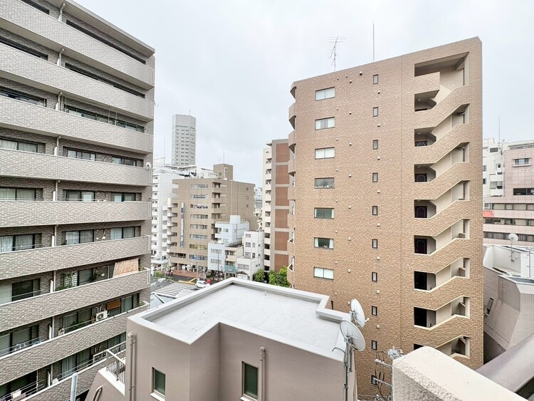 その他 眺望や窓からの景色が良いと、家で過ごす時間も快適です。