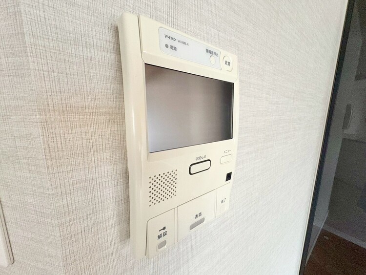 その他 誰が来てもわかる様にモニター付きインターホンを設置。