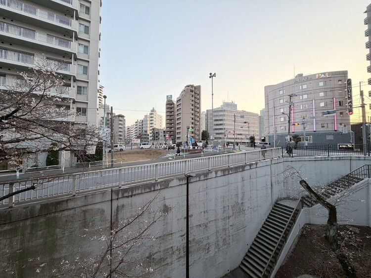 その他 眺望や窓からの景色が良いと、家で過ごす時間も快適です。