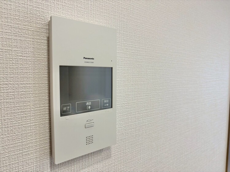 その他 誰が来てもわかる様にモニター付きインターホンを設置。