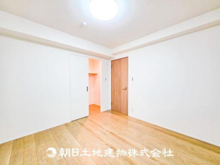 内装 【居室】自分時間を充実させながら心豊かなひとときを過ごすための大切な空間。