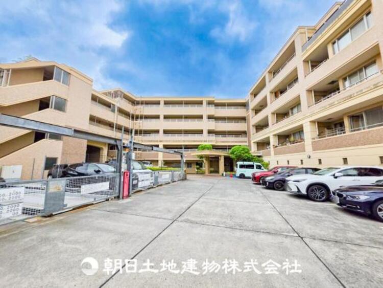 外観 【外観写真】表現された空間はたくさんの光を浴び、風を感じ、暮らしの時間を豊かにしてくれます。