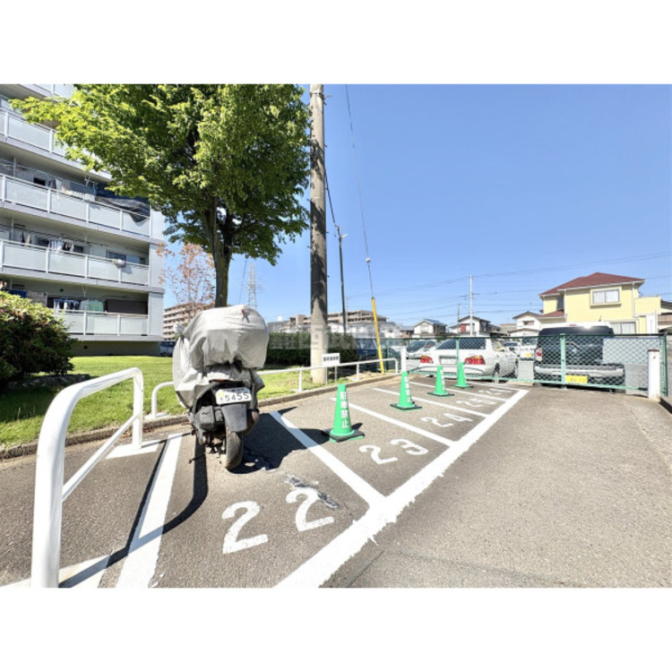 設備 バイク置き場