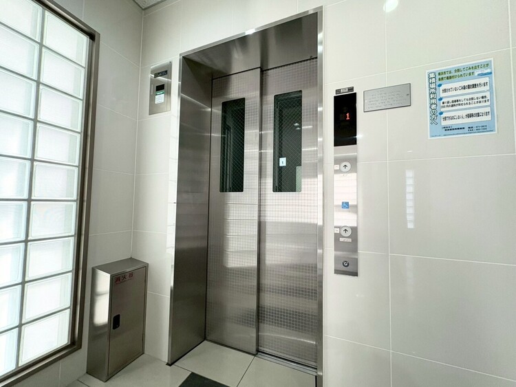 その他 エレベーター完備のため荷物が多くなっても安心。