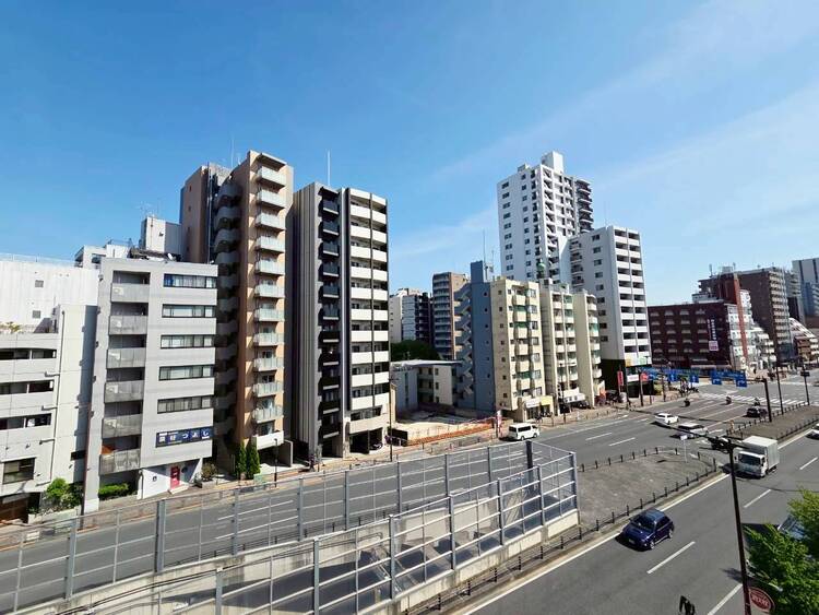 その他 眺望や窓からの景色が良いと、家で過ごす時間も快適です。