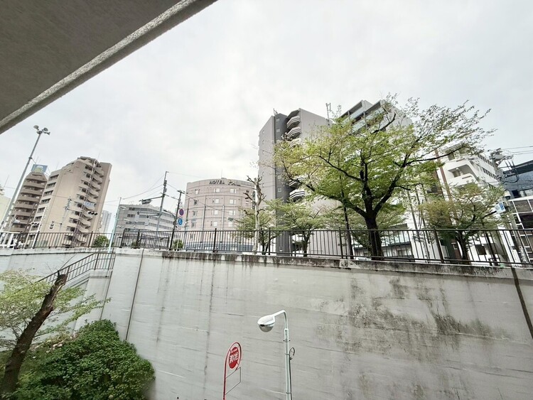 その他 眺望や窓からの景色が良いと、家で過ごす時間も快適です。
