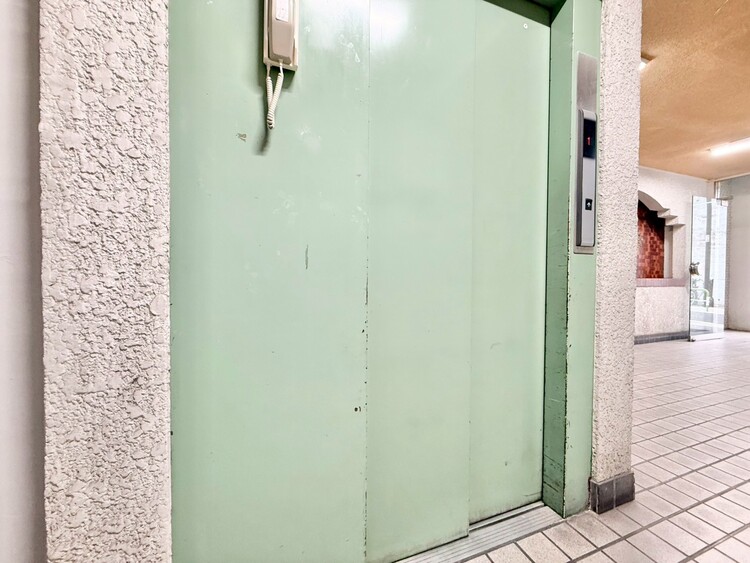 その他 エレベーター完備のため荷物が多くなっても安心。