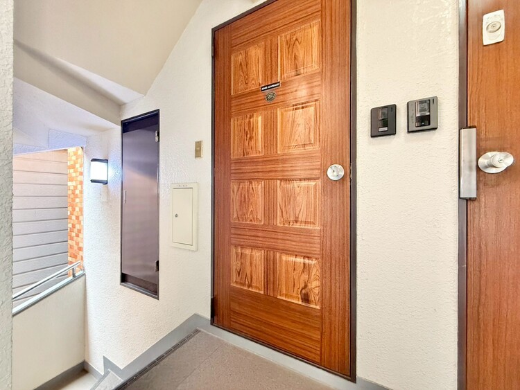 その他 清潔感のある落ち着いた雰囲気の玄関です。