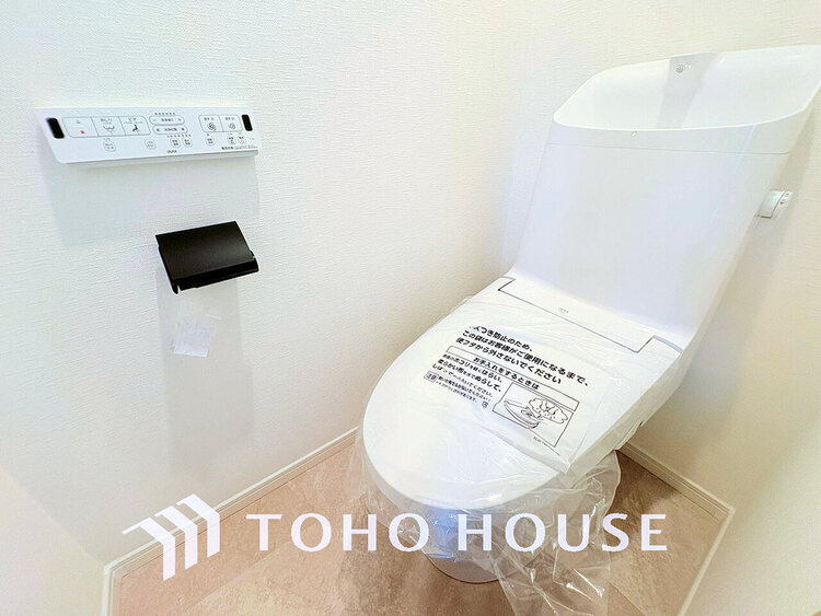 トイレ トイレには快適な温水洗浄便座付