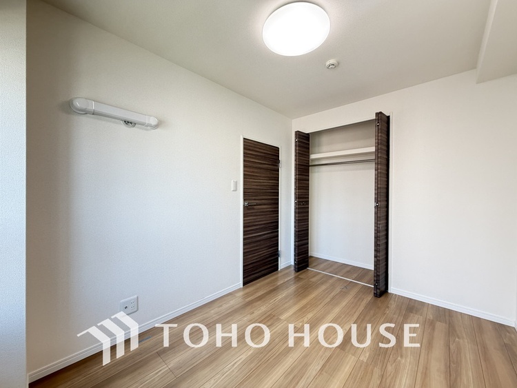 内装 1日の疲れを癒し、心地よく寛げるようゆったりとした広さをしています