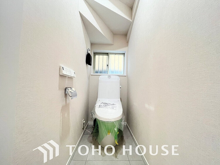 トイレ トイレには快適な温水洗浄便座付