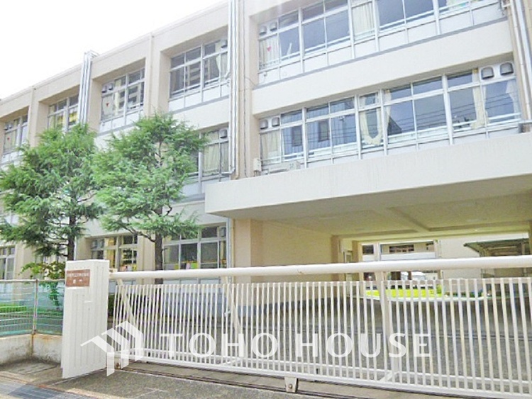 周辺 川崎市立久本小学校　距離500m