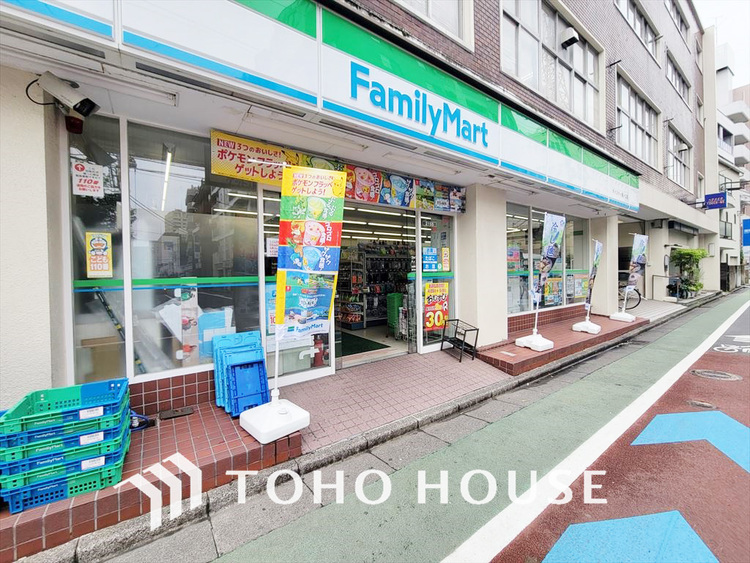 周辺 ファミリーマート テイスティ溝ノ口店　距離70m