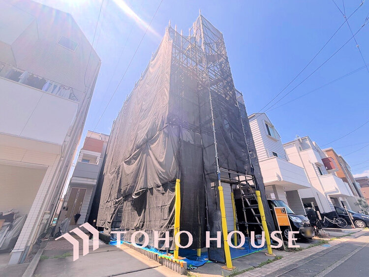 外観 〜「中野島」駅までフラットな道のり〜リビングは吹抜け仕様で開放感ある空間に〜