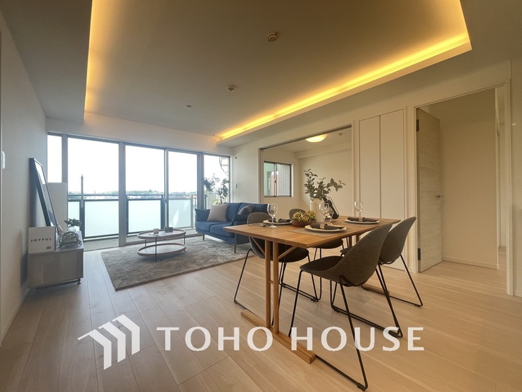 内装 ゆったりとくつろげる上質なリビングダイニング