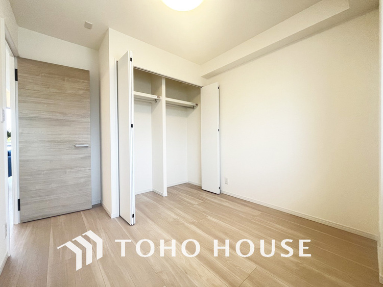 内装 1日の疲れを癒し、心地よく寛げるようゆったりとした広さをしています