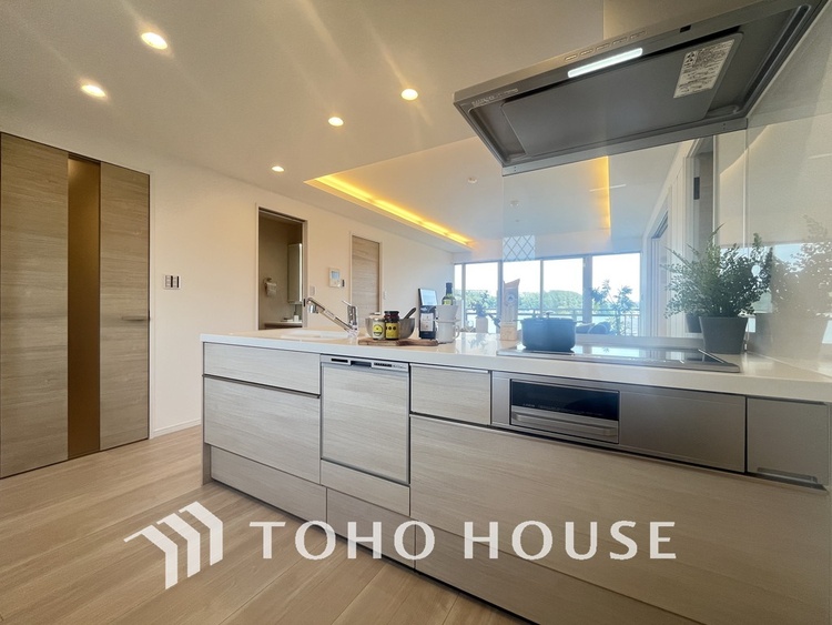 キッチン デザインと機能性を兼ね備えたシステムキッチン