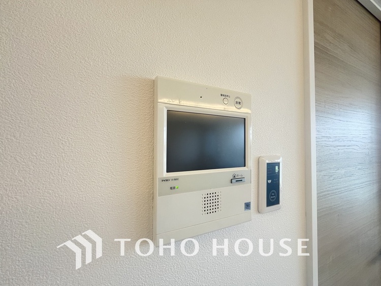 その他 来客が一目でわかるモニター付きインターホン