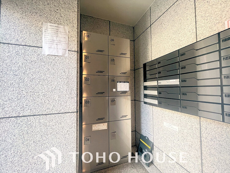 その他 便利な宅配ボックスで、不在時の荷物の受け取りも安心