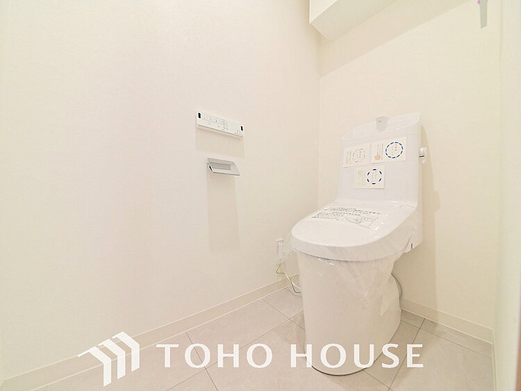 トイレ トイレには快適な温水洗浄便座付