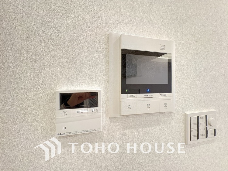 その他 来客が一目でわかるモニター付きインターホン