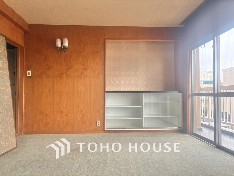 内装 「想像していた以上に広い」が写真を撮っているときの感想です。家事動線に配慮したプランによりご家族がくつろげる明るく広い空間が確保できました。