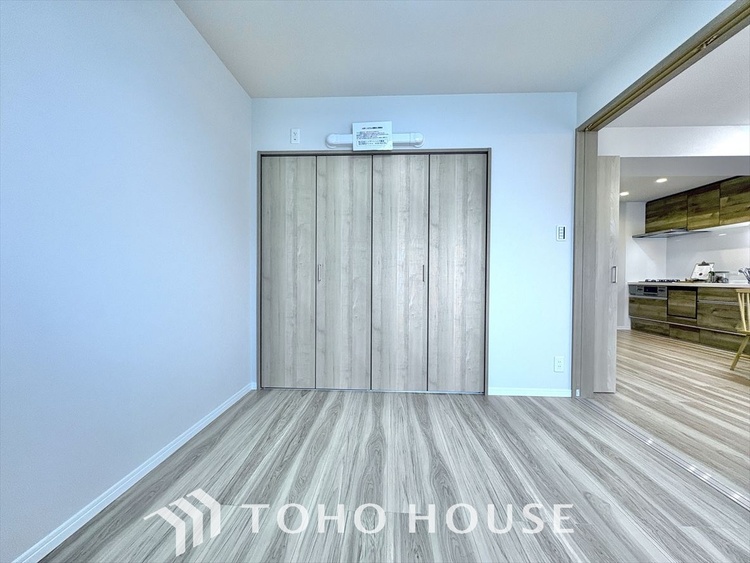 内装 子供部屋や趣味のお部屋にご利用できます。ご自身で家具などを配置し、素敵な空間を創り上げられます。