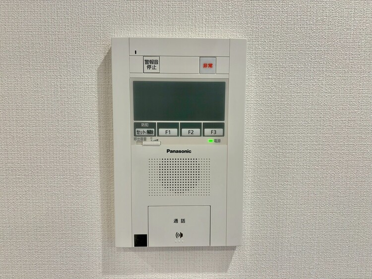 その他 誰が来てもわかる様にモニター付きインターホンを設置。