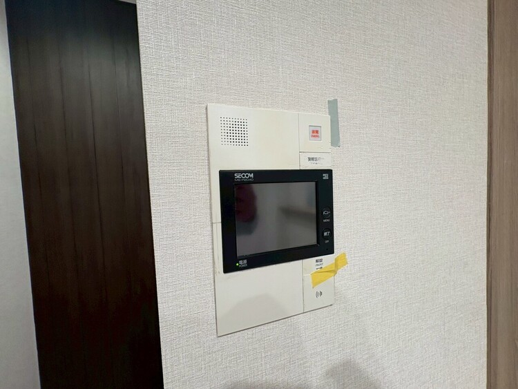 その他 誰が来てもわかる様にモニター付きインターホンを設置。
