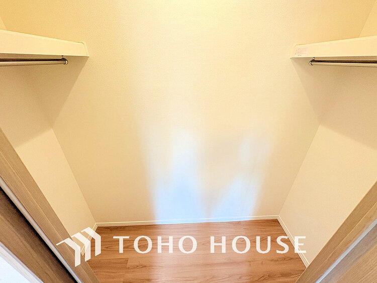 収納 沢山のお洋服を綺麗に収納できる「ウォークインクローゼット」