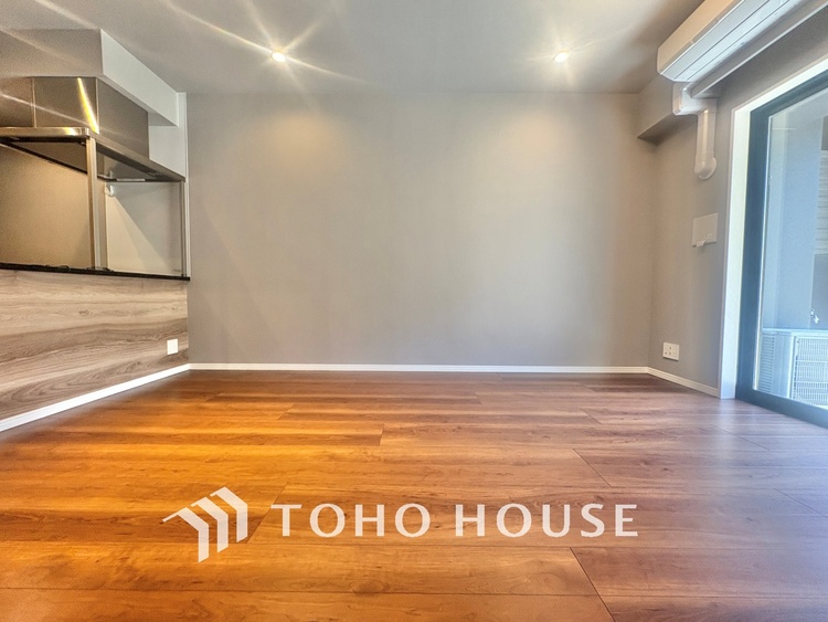 内装 「想像していた以上に広い」が写真を撮っているときの感想です。家事動線に配慮したプランによりご家族がくつろげる明るく広い空間が確保できました。