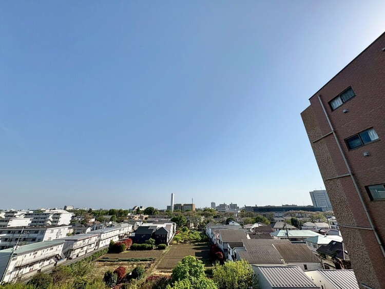 その他 眺望や窓からの景色が良いと、家で過ごす時間も快適です。