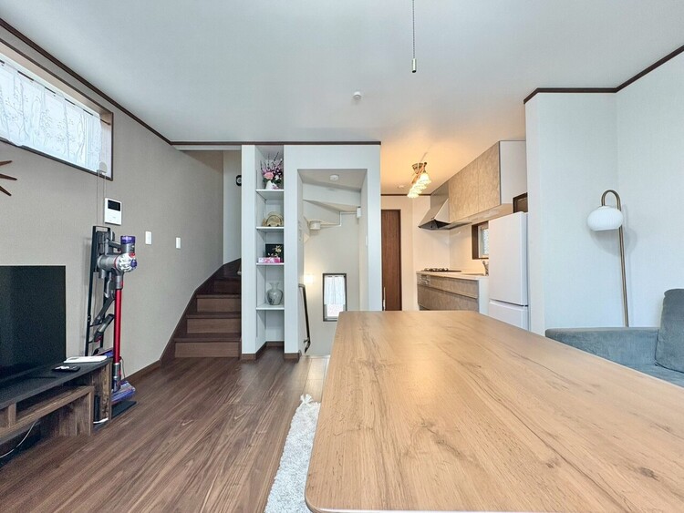 居間 豊かな居住性と、安心感を満たすクオリティが見事に調和した住空間。