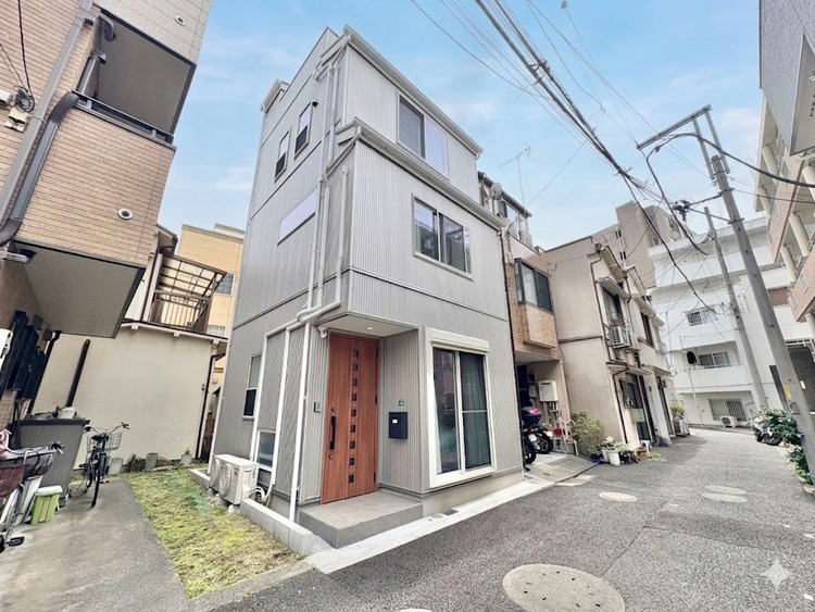 外観 ライフプランニングからローンまで、一貫してご説明させていただきます。お気軽にお問い合わせくださいませ。