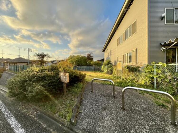 周辺 片倉まちの広場迄830ｍ