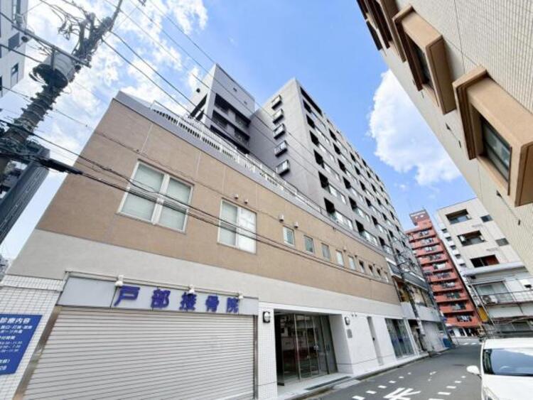 外観 家の良し悪しだけではなく周辺環境も重要なポイントとなります！ご案内時に周辺環境もご案内いたします！流行に左右されず将来にわたって価値が継続する佇まい！良好な住環境が保たれたエリアで新生活を過ごせます
