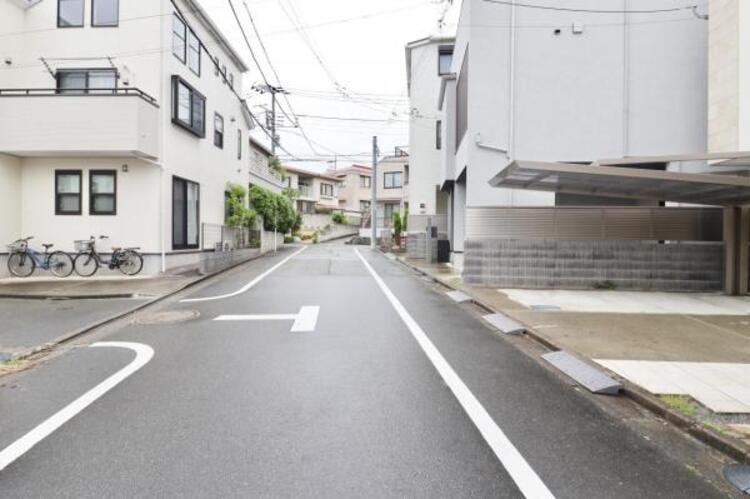 外観 車通りが少なく、静かで安心して暮らせる環境です。
